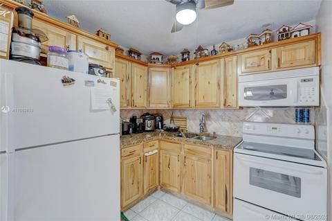 685 E 2nd Ave, Hialeah, FL 33010 photo 9