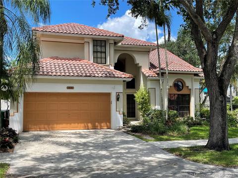 2960 E Budd Dr, Hollywood, FL 33026 photo 1