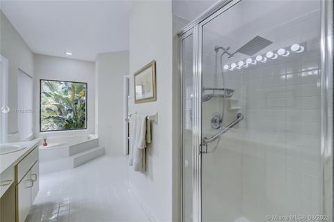 2960 E Budd Dr, Hollywood, FL 33026 photo 30
