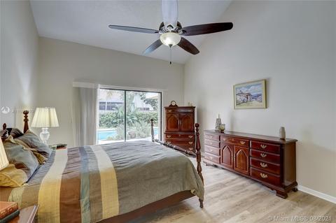 2960 E Budd Dr, Hollywood, FL 33026 photo 31