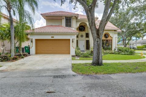 2960 E Budd Dr, Hollywood, FL 33026 photo 3