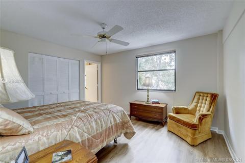 2960 E Budd Dr, Hollywood, FL 33026 photo 42