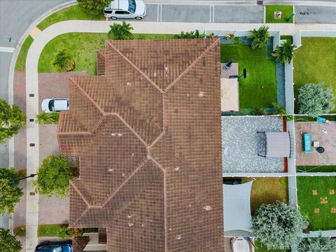 3306 W 90th Ter, Hialeah, FL 33018 photo 28