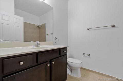 3306 W 90th Ter, Hialeah, FL 33018 photo 18