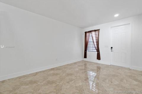 3306 W 90th Ter, Hialeah, FL 33018 photo 7
