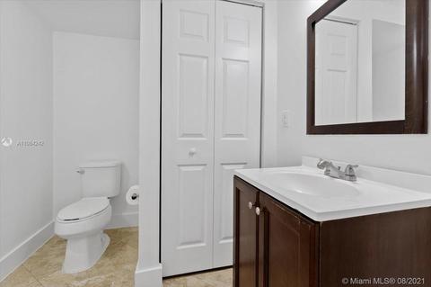 3306 W 90th Ter, Hialeah, FL 33018 photo 8