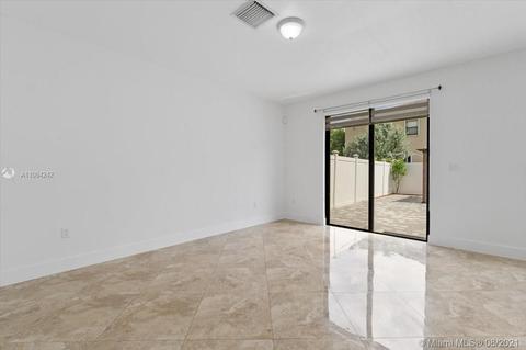 3306 W 90th Ter, Hialeah, FL 33018 photo 13