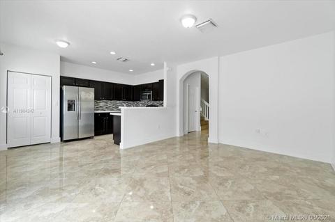 3306 W 90th Ter, Hialeah, FL 33018 photo 9