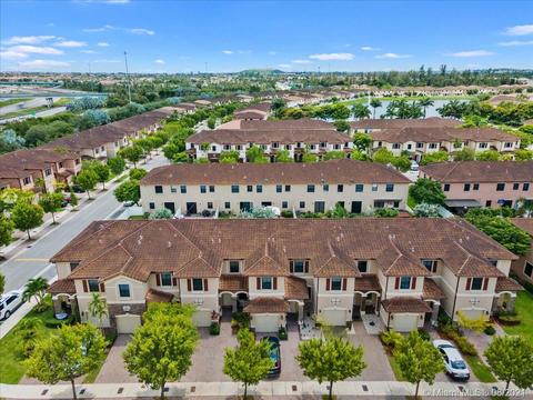 3306 W 90th Ter, Hialeah, FL 33018 photo 29