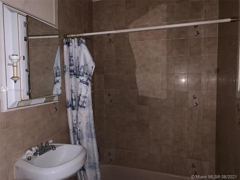 71 E 58th St, Hialeah, FL 33013 photo 9