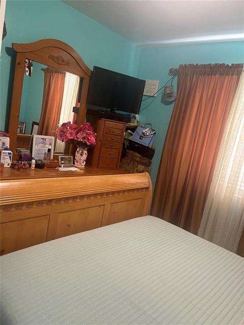 317 E 8th St, Hialeah, FL 33010 photo 4