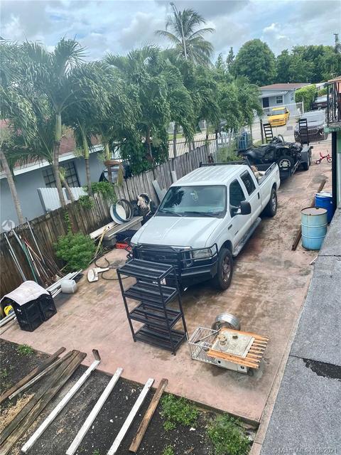 775 E 19th St, Hialeah, FL 33013 photo 5
