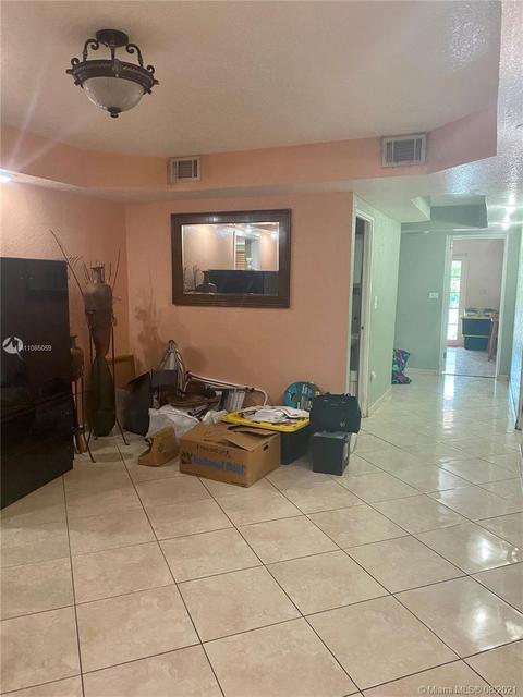 775 E 19th St, Hialeah, FL 33013 photo 8