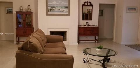 6761 SE Lillian Ct, Stuart, FL 34997 photo 3