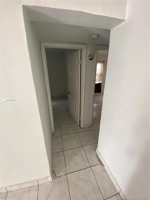 570 E 48th St, Hialeah, FL 33013 photo 8