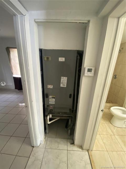 570 E 48th St, Hialeah, FL 33013 photo 12