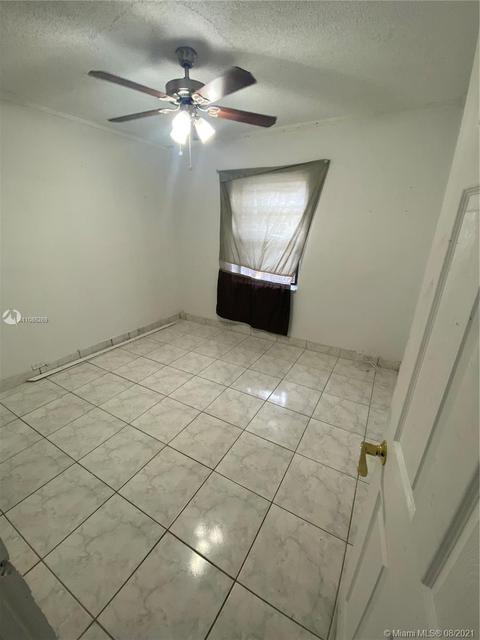570 E 48th St, Hialeah, FL 33013 photo 9