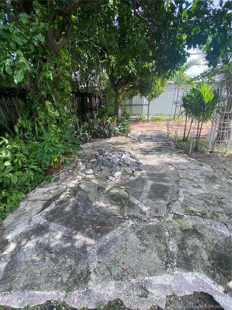 570 E 48th St, Hialeah, FL 33013 photo 32