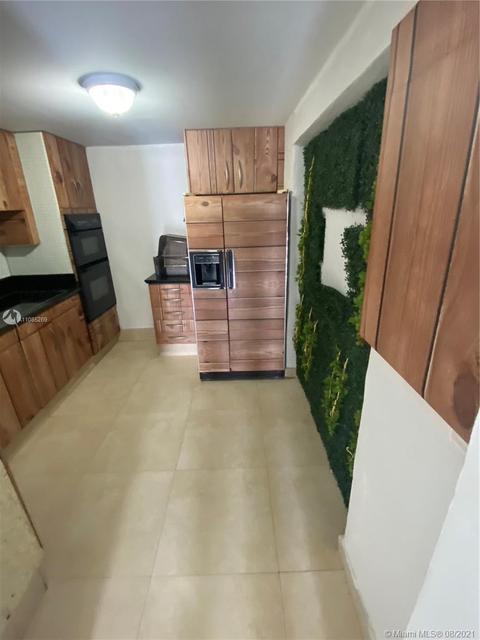570 E 48th St, Hialeah, FL 33013 photo 15