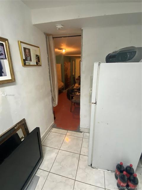 570 E 48th St, Hialeah, FL 33013 photo 19