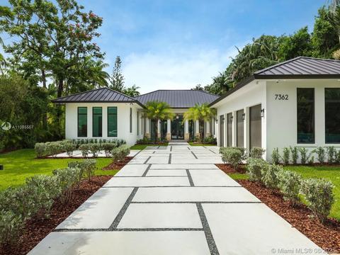7362 SW 104th St, Pinecrest, FL 33156 photo 1