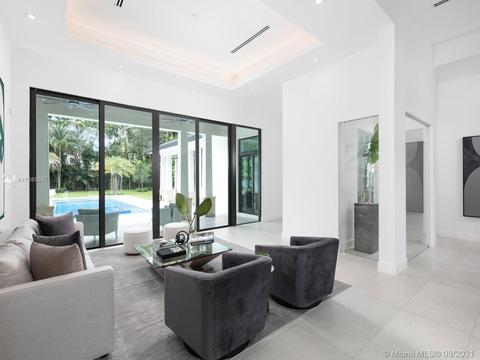 7362 SW 104th St, Pinecrest, FL 33156 photo 3