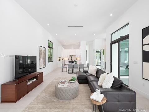 7362 SW 104th St, Pinecrest, FL 33156 photo 7