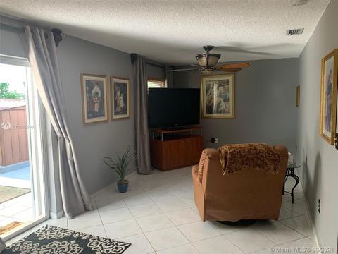 65 E 13th St, Hialeah, FL 33010 photo 6