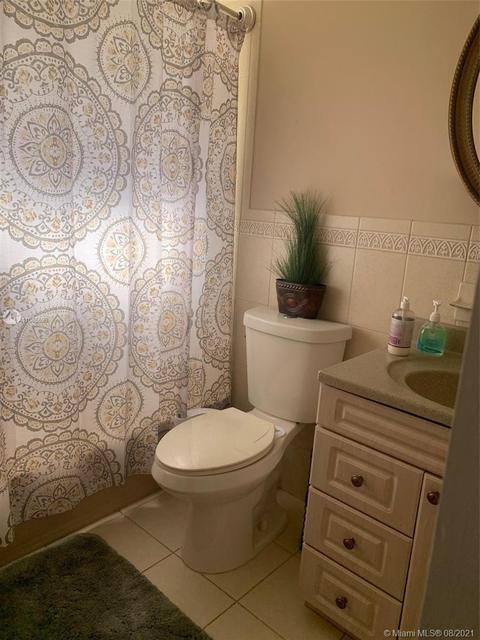 65 E 13th St, Hialeah, FL 33010 photo 8