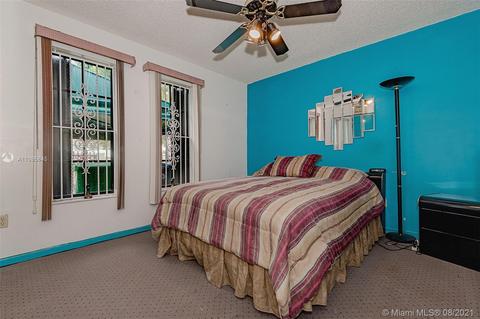 650 Dunad Ave, Opa Locka, FL 33054 photo 23