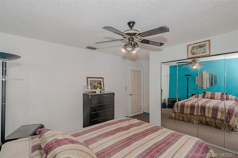 650 Dunad Ave, Opa Locka, FL 33054 photo 24