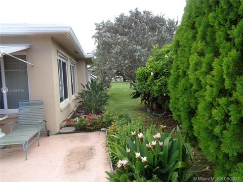 4516 NW 43rd Ter, Tamarac, FL 33319 photo 3