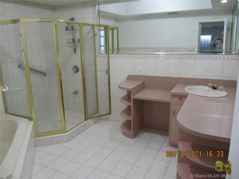 751 NE 4th Pl, Hialeah, FL 33010 photo 22