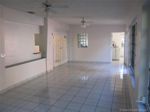751 NE 4th Pl, Hialeah, FL 33010 photo 14