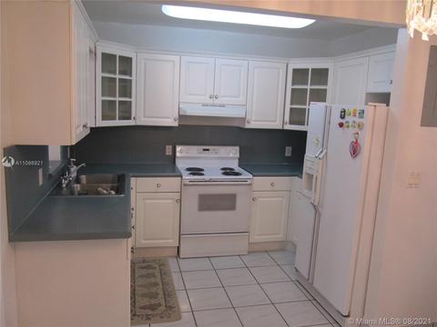 751 NE 4th Pl, Hialeah, FL 33010 photo 11