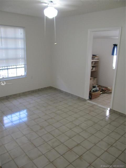 751 NE 4th Pl, Hialeah, FL 33010 photo 28