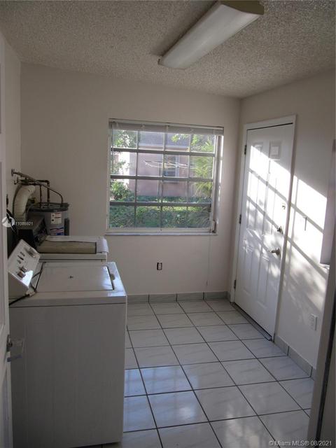 751 NE 4th Pl, Hialeah, FL 33010 photo 18