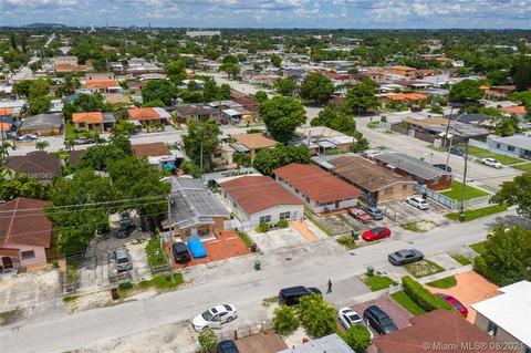 4448 E 9th Ct, Hialeah, FL 33013 photo 26
