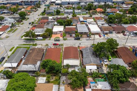 4448 E 9th Ct, Hialeah, FL 33013 photo 32