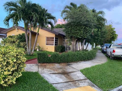 2139 SW 138th Ct, Miami, FL 33175 photo 1