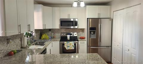 2139 SW 138th Ct, Miami, FL 33175 photo 2