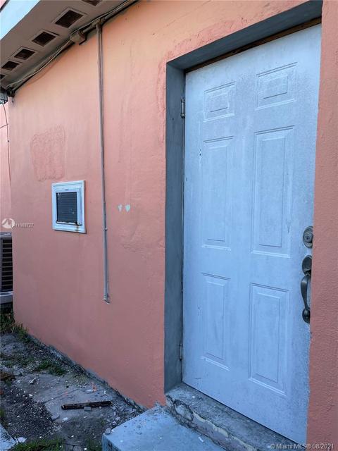 571 SE 7th St, Hialeah, FL 33010 photo 5