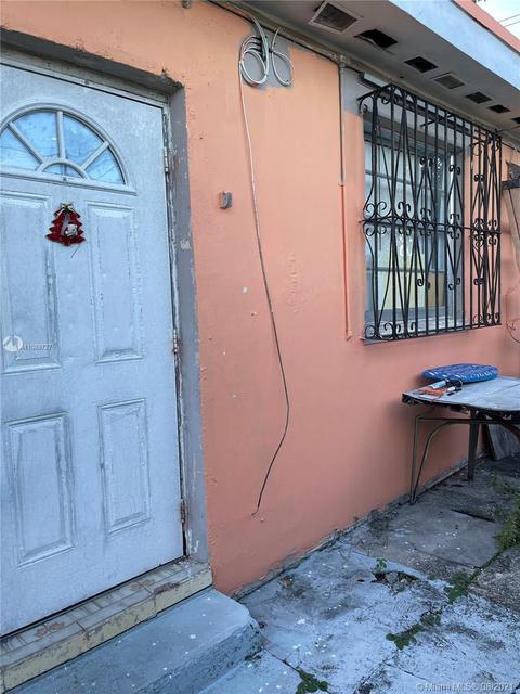 571 SE 7th St, Hialeah, FL 33010 photo 6