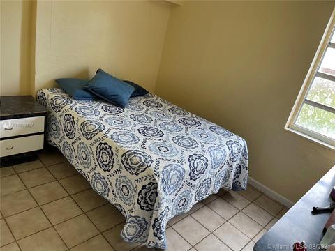 571 SE 7th St, Hialeah, FL 33010 photo 18