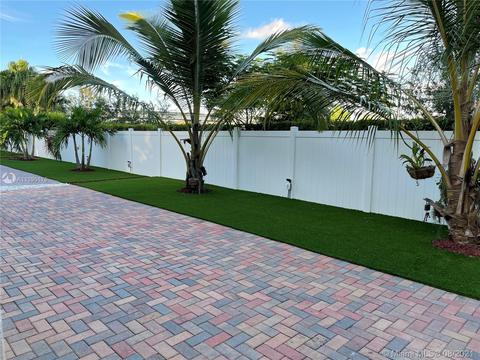 9853 W 32nd Ln, Hialeah, FL 33018 photo 21