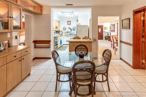 126 E 9th Ct, Hialeah, FL 33010 photo 36