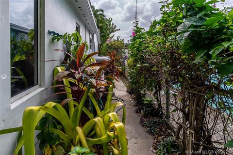 126 E 9th Ct, Hialeah, FL 33010 photo 13