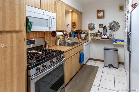 126 E 9th Ct, Hialeah, FL 33010 photo 42