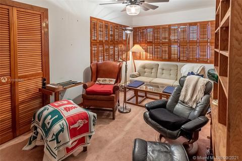 126 E 9th Ct, Hialeah, FL 33010 photo 32