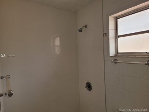337 E 42nd St, Hialeah, FL 33013 photo 4